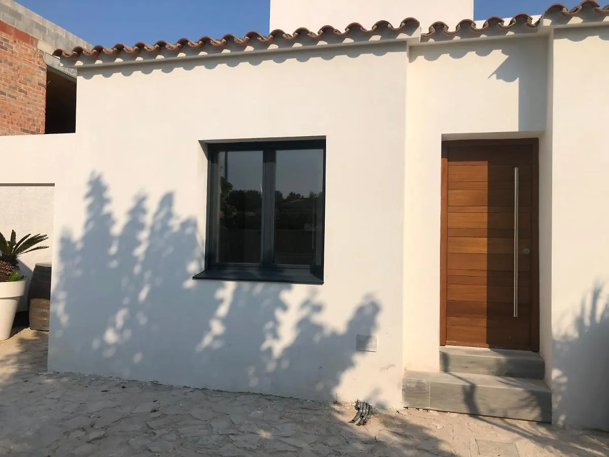 Maison sur canaux marina Empuriabrava avec 4 suites dont 1 suite balnéo Jacuzzi Сasa de vacaciones